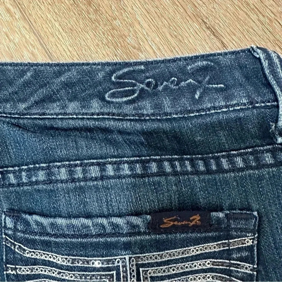 Seven7 Women's Dark Wash Mid-Rise Distressed Denim Jeans Size 8 GUC - Picture 8 of 12